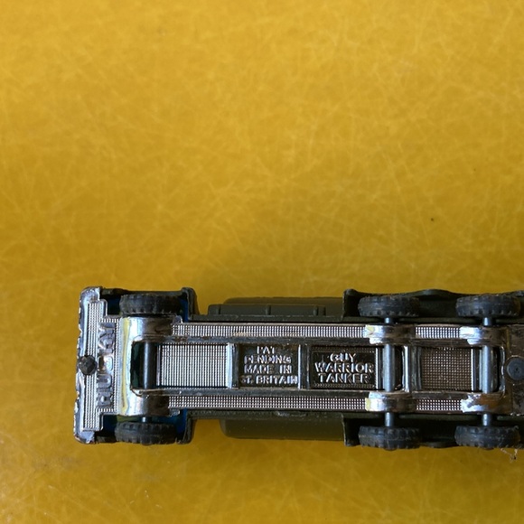 Set of two vintage die cast military army trucks vehicles made in Great Britain - Picture 8 of 16